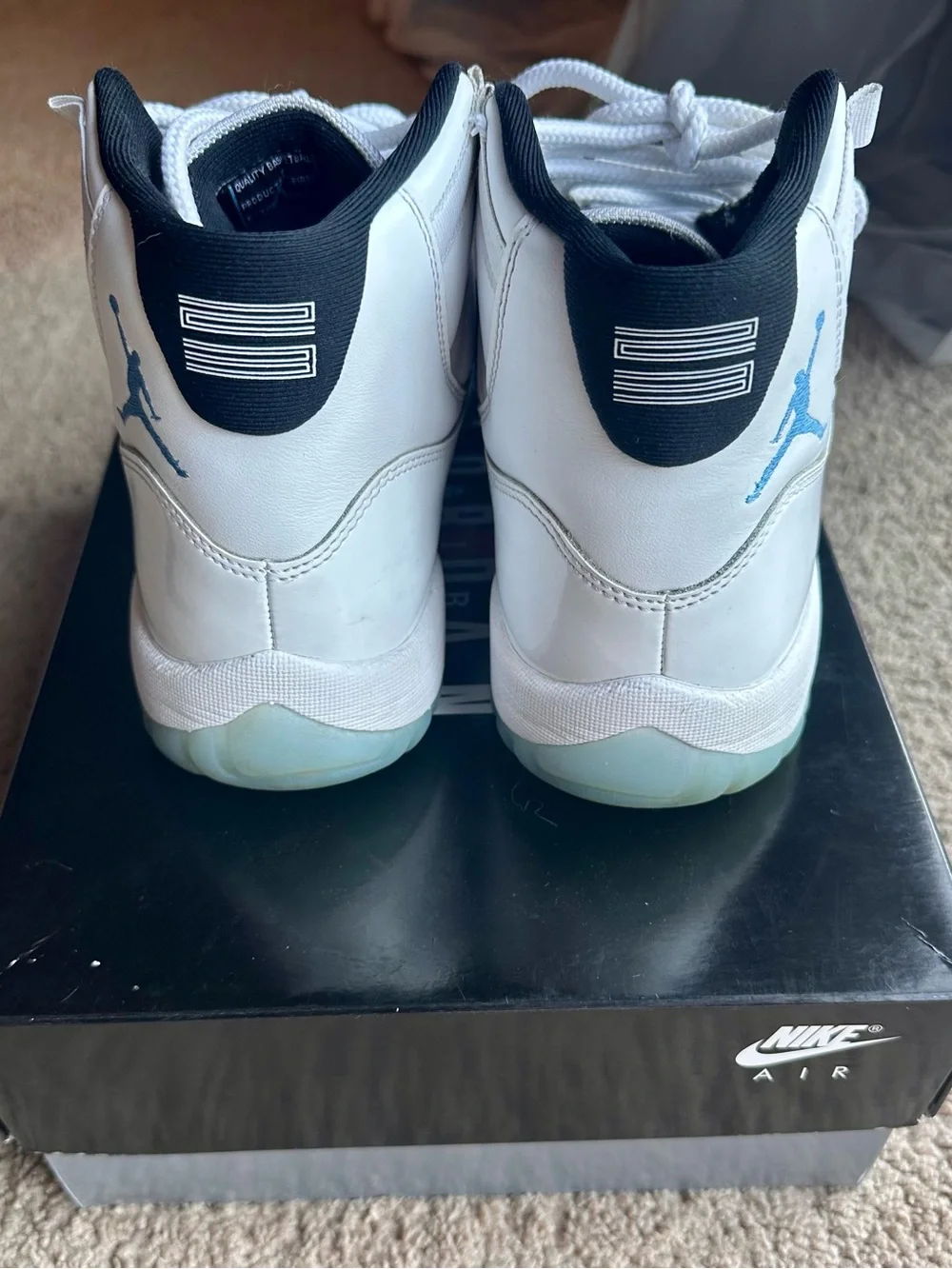 Nike Air Jordan 11 Retro Men's Size 9 Legend Blue/Columbia, CT8012-104